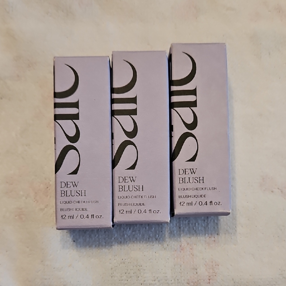 Saie Dew Blush Trio - Soft Pink Hues